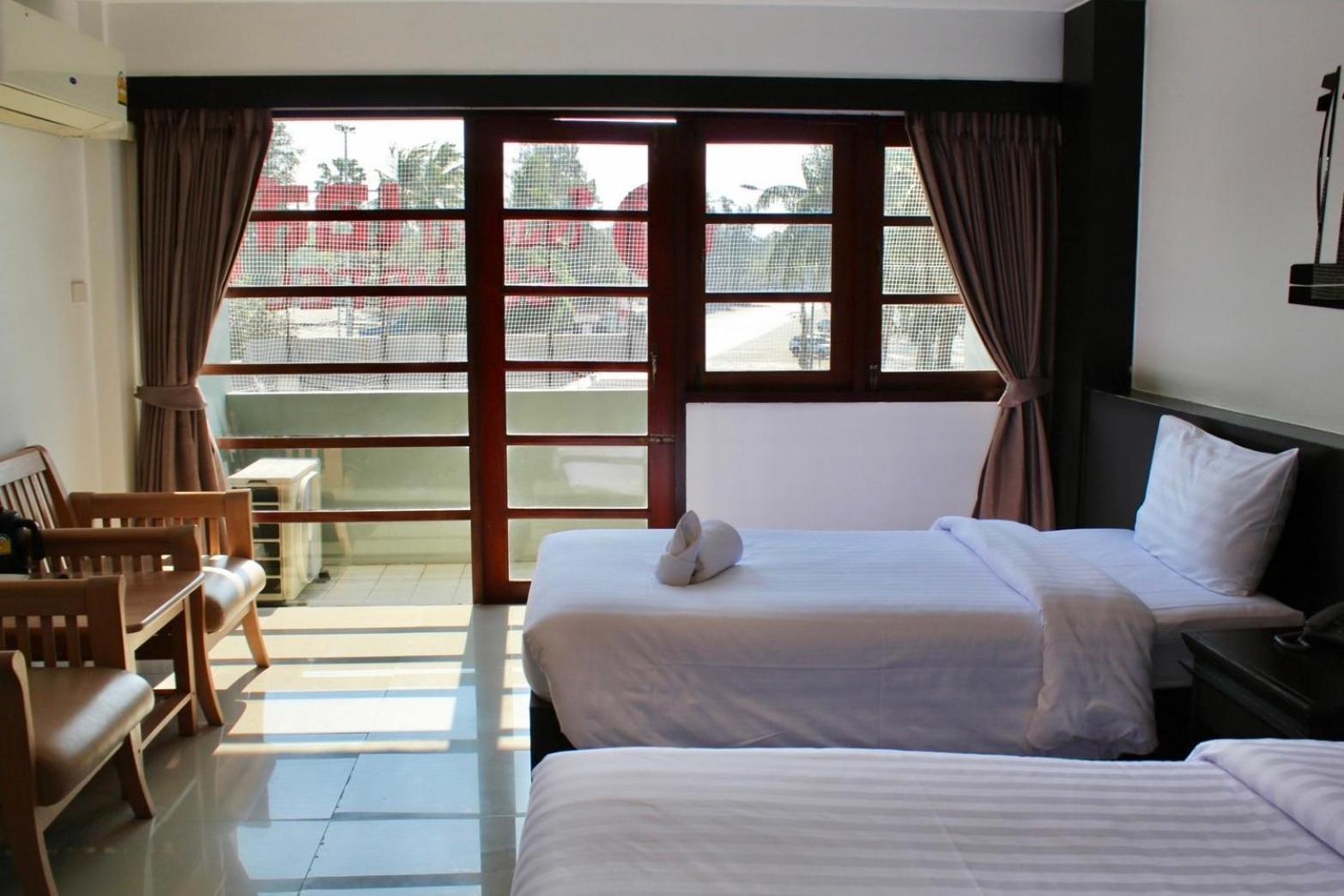 S2 Hotel - Sha Plus Certified Bangsaen Oda fotoğraf
